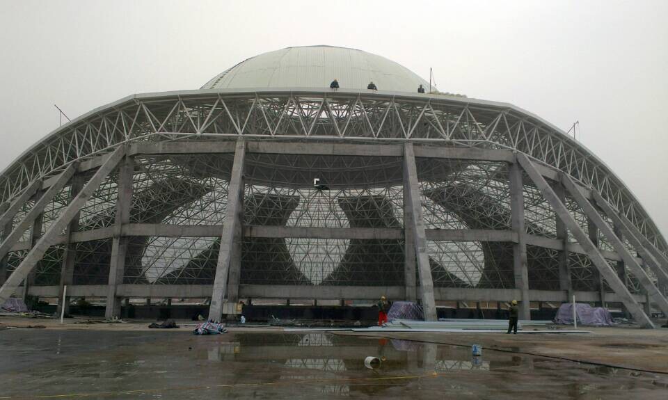 根河温泉馆网架工程